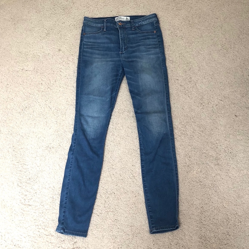 A&F JEANS